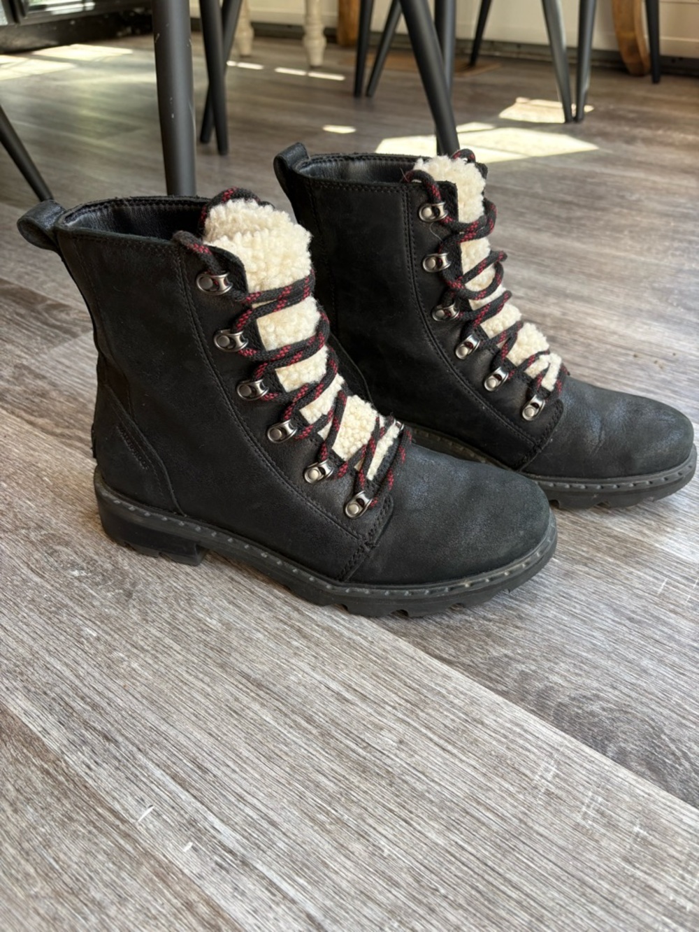 Sorel Black Lace-Up Sherpa Combat Boots with Red-Accented Laces